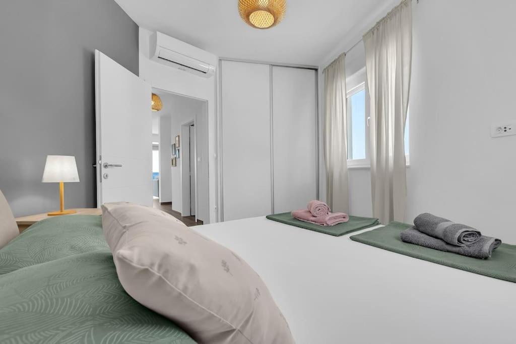 Penthouse Lena Apartment *